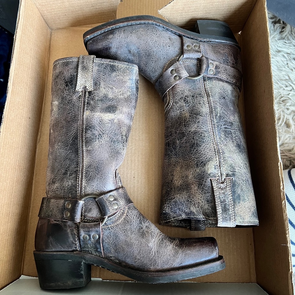 Frye boots - Picture 9 of 10
